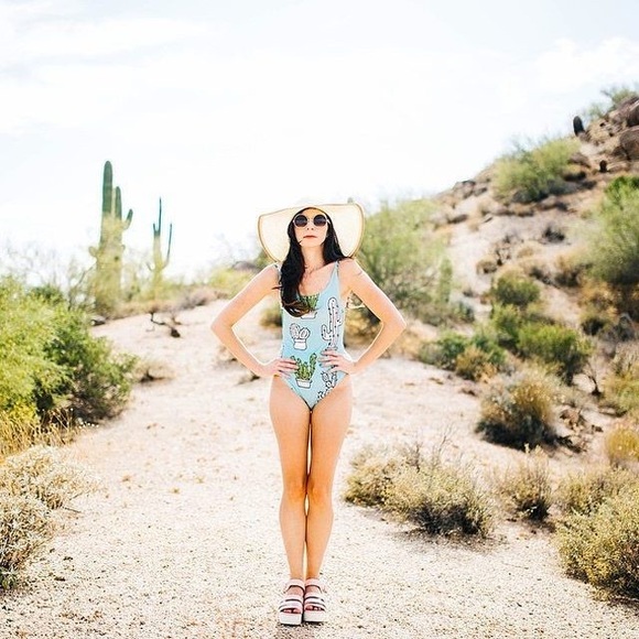 •Cute Cactus High-Cut One Piece• - Picture 3 of 3